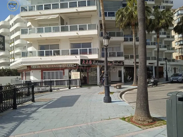 EXCELENTE OPORTUNIDAD DE NEGOCIO EN PRIMERA LÍNEA DE PLAYA - - foto 3