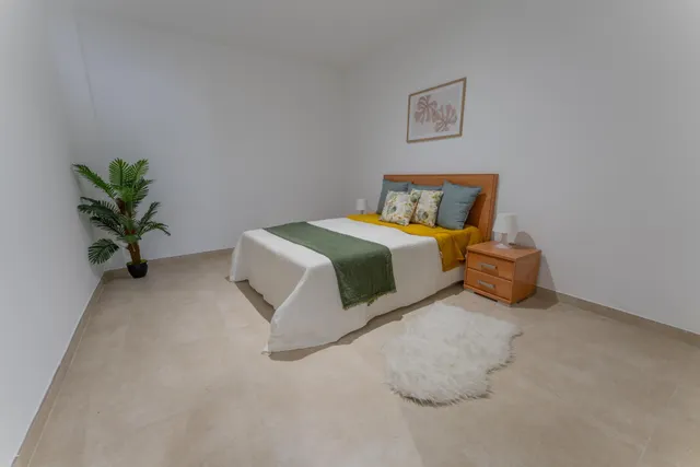 ¡Tu nuevo hogar a estrenar frente al parque en Altabix! — 17