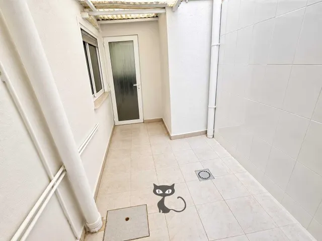 Oportunidad en Alfafar ¡Piso Reformado con Terraza! — 34
