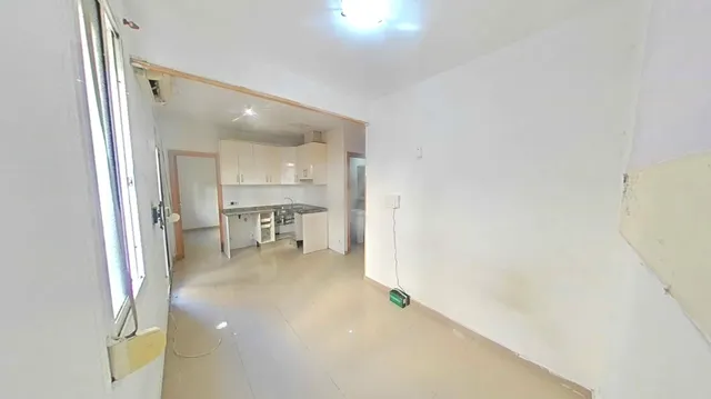 Piso en venta en Calle dels Magatzems — 12