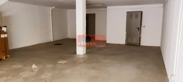 SE VENDEN CHALETS INDEPENDIENTES DE OBRA NUEVA  Y CON FINCA CERRADA DE 650M2 CERCANO A LUGO — 48