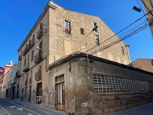FINCA CENTRE IGUALADA AMB MOLTES POSSIBILITATS — 5