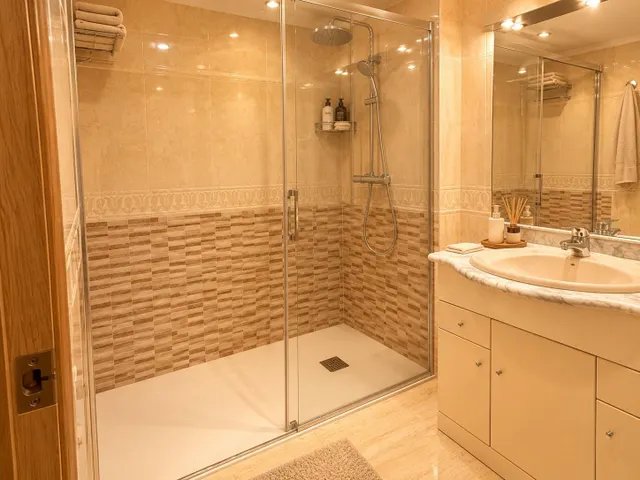 Se vende vivienda vpo con plaza de garaje y trastero. — 6