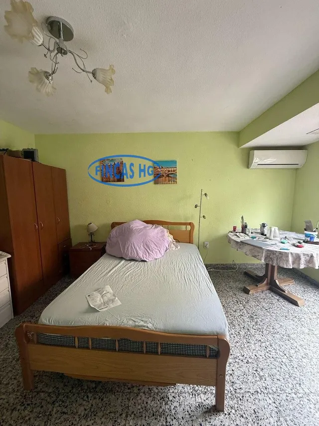 Amplio y luminoso piso reformado ubicado en el barrio de Carolinas junto a la Plaza Castellón — 17
