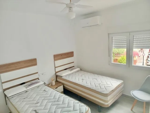 Acogedor apartamento recién renovado de dos habitaciones en Fuengirola — 7