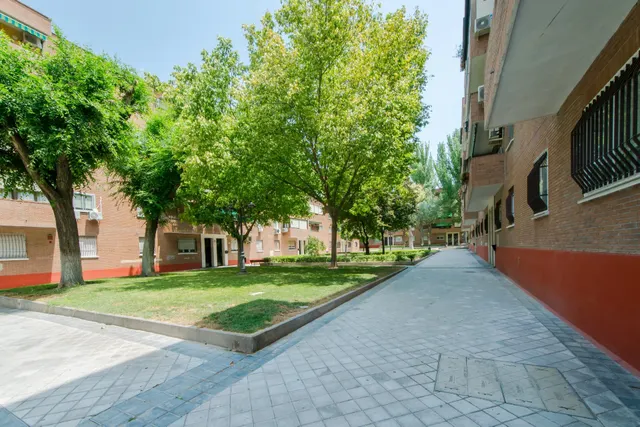 Piso en alquiler en la poveda - totalmente reformado a estrenar — 41