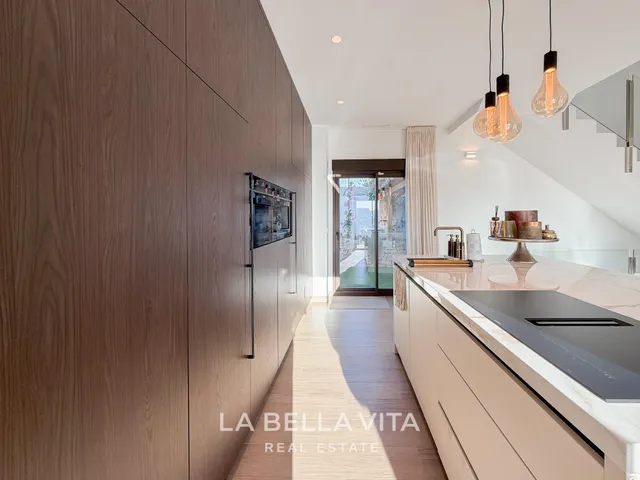 Villa moderna con sótano y piscina privada en venta en Finestrat - Benidorm — 26