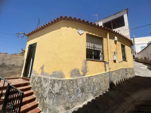 LOCAL COMERCIAL — 4