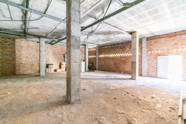 ¡Oportunidad única en el corazón del Zaidín, Granada! — 8