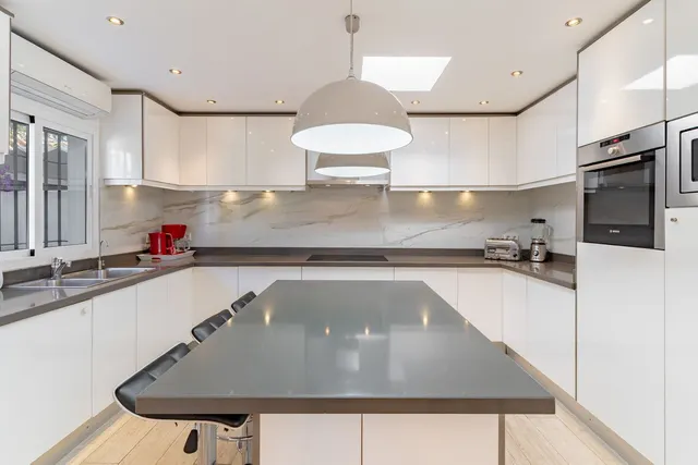 Chalet 5 habitaciones 220m² en venta - Costa Del Sol — 9