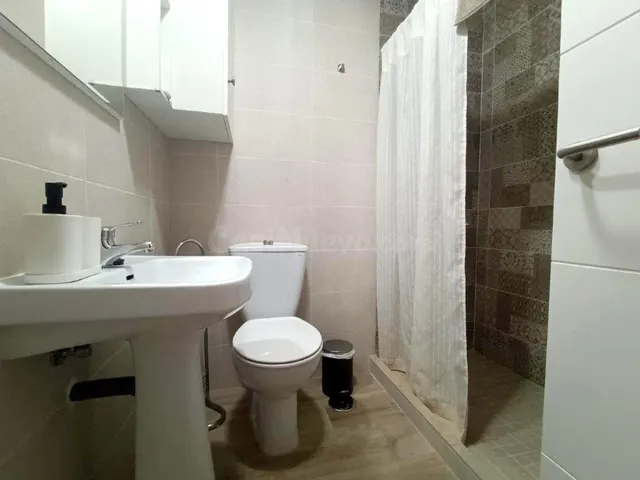 ¡alquiler para estudiantes! 3 habitaciones y 2 baños, carlos haya — 13