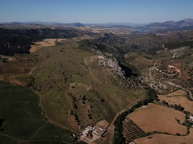 Impresionante finca edificable cerca de Málaga — 42