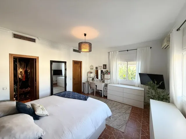 Chalet 5 habitaciones 347m² en venta - Costa Del Sol — 10