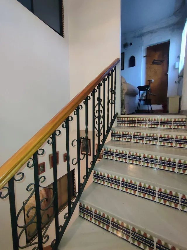 Estupenda casa, junto a la corredera con garaje,  con muchas posibilidades!!!! — 23