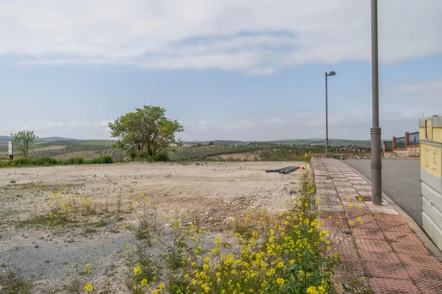 Parcela urbana de 985 m2 en Cúllar Vega (El Ventorrillo) — 8