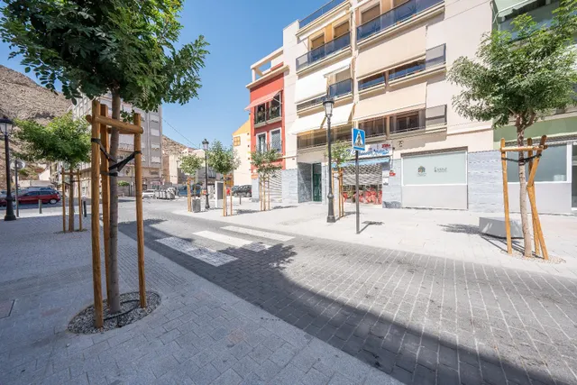 Local comercial en venta en Orihuela - foto 2