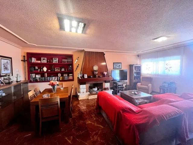 MAGNIFICO CHALET INDEPENDIENTE CON APARTAMENTO DE INVITADOS, PISCINA PRIVADA, GARAJE, BARBACOA, BUENAS VISTAS Y MUCHO MAS — 12