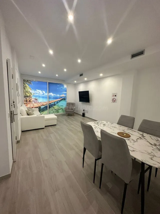 Piso 2 habitaciones 80m² en venta - Zona Centro - foto 2