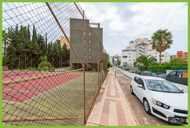 MAGNIFICO PISO ARROYO DE LA MIEL — 35