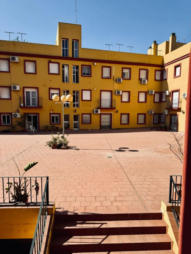VIVIENDA SITUADA EN CALLE GANADO. — 44
