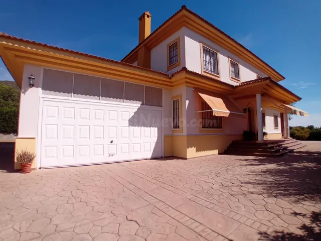 Chalet independiente en Santa Ana de la Albaida ! — 2