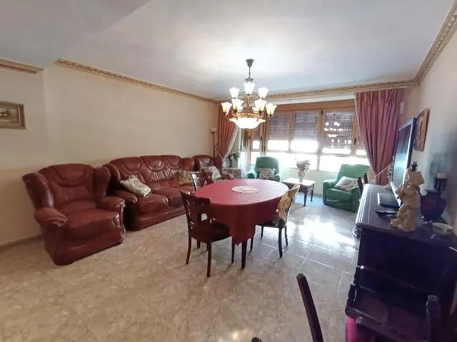 Piso en Venta con Amplia Terraza 4 Dormitorios - foto 4