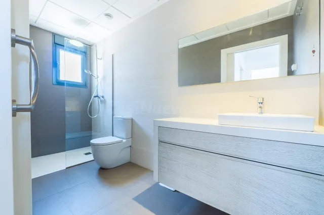 VILLA MODERNA CON PISCINA PRIVADA Y ESPECTACULAR SOLARIUM | CIUDAD QUESADA — 23