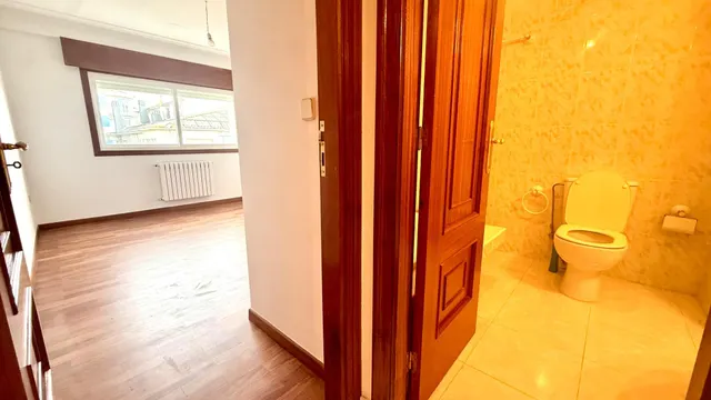Piso de calidad en venta en el corazón de Maceda con Garaje. 140 m2 útiles. Entrar a vivir. — 20
