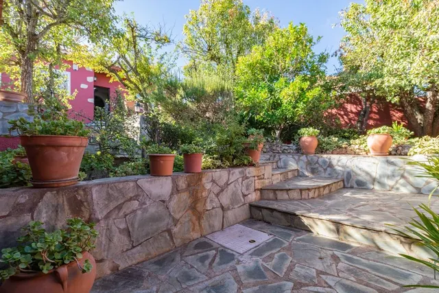 Casa independiente con jardín en San Mateo — 13