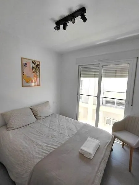 ALTO STANDING - Se vende preciosa y amplia VILLA CON PISCINA PRIVADA — 15