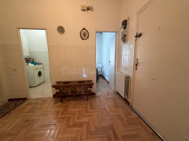 MAGNIFICO PISO EN EL BARRIO DE EL SALVADOR — 3