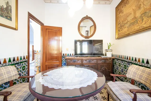Magnífica casa junto a la Puerta del Osario, Sevilla — 7