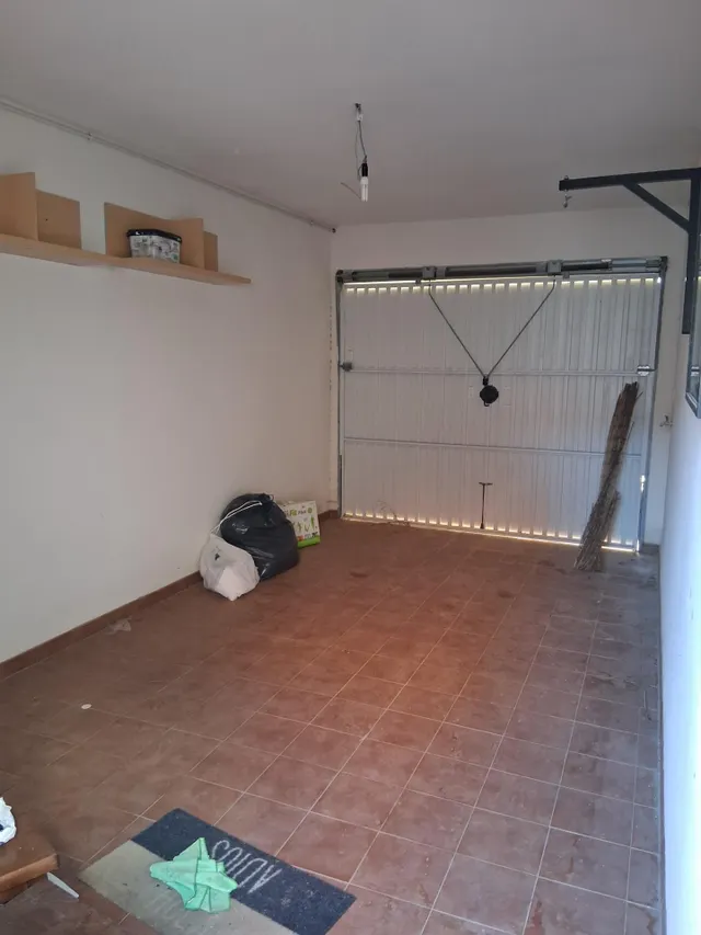 SE VENDE MAGNIFICO ADOSADO EN LA FELIPA — 8