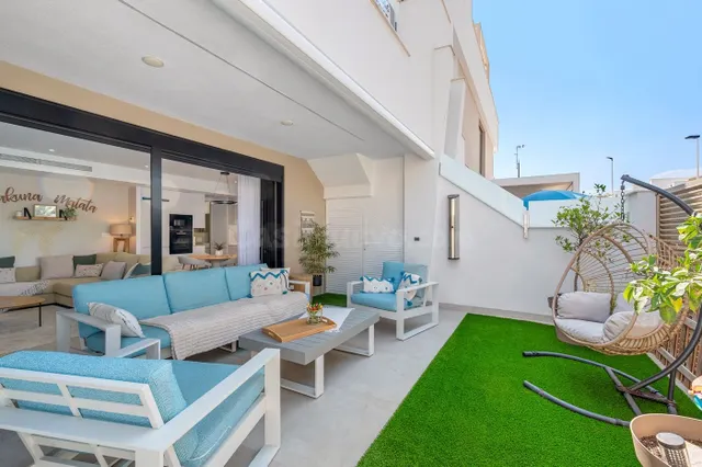 APARTAMENTO DE 3 DORMITORIOS Y 2 BAÑOS EN SAN PEDRO DEL PINA