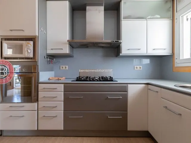 Chalet 5 habitaciones 238m² en venta - Carretera Igualada — 40