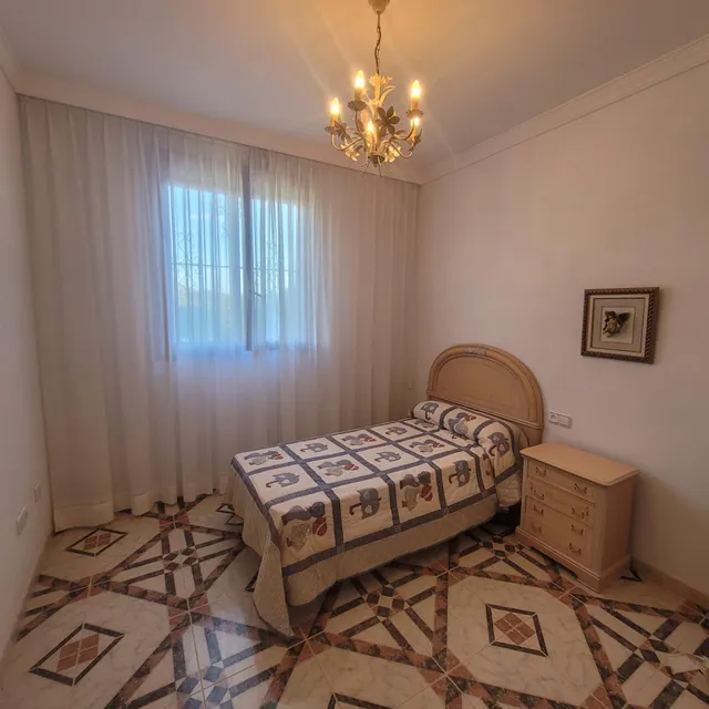 Chalet independiente en venta en Beniali (Alicante) — 35