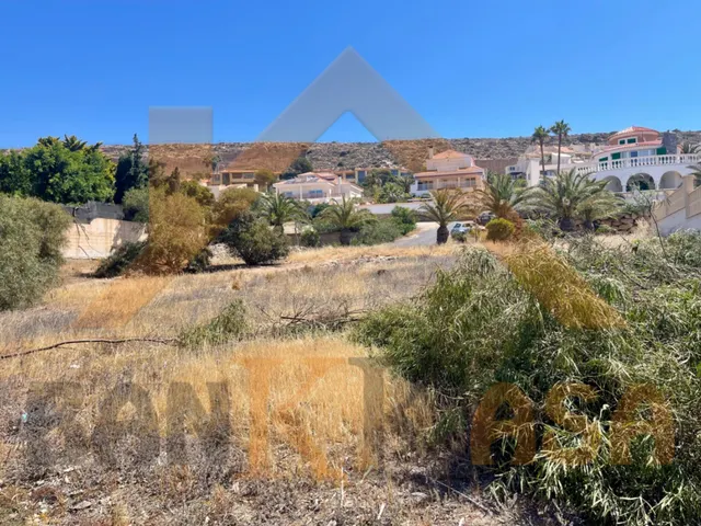 SUELO URBANO EN LOS ALCORES DE 873 METROS — 15
