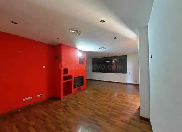 Gran casa con garaje y piscina - foto 5