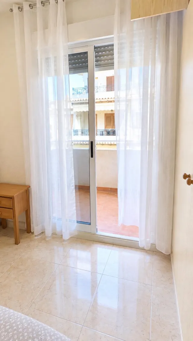 Bonito apartamento 2 dormitorios, piscina comunitaria en Torreblanca, Torrevieja — 10