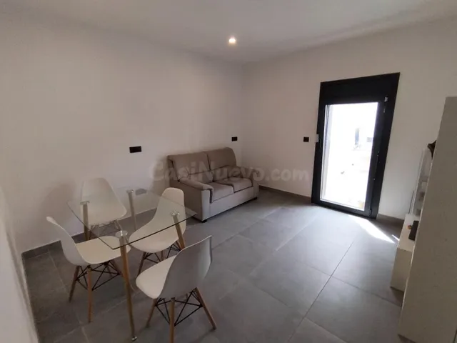 Bonito apartamento de 2 dormitorios totalmente renovado exce