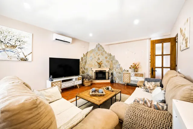 Chalet ideal para vivir todo el año, en la entrada de Chiclana. — 23