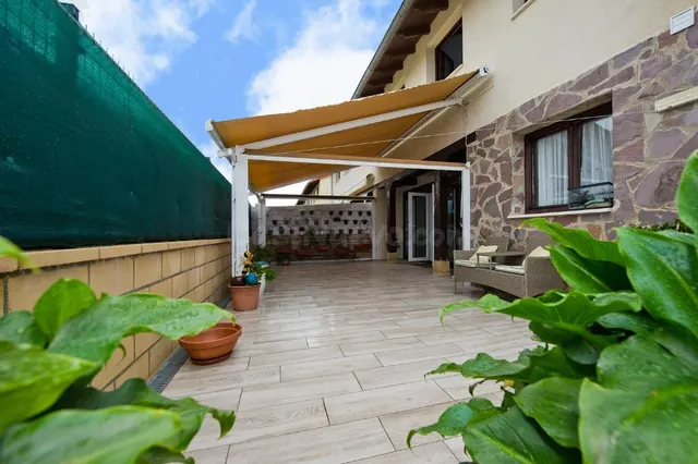 Adosado 4 habitaciones 123m² en venta - Barrio elechino - foto 3