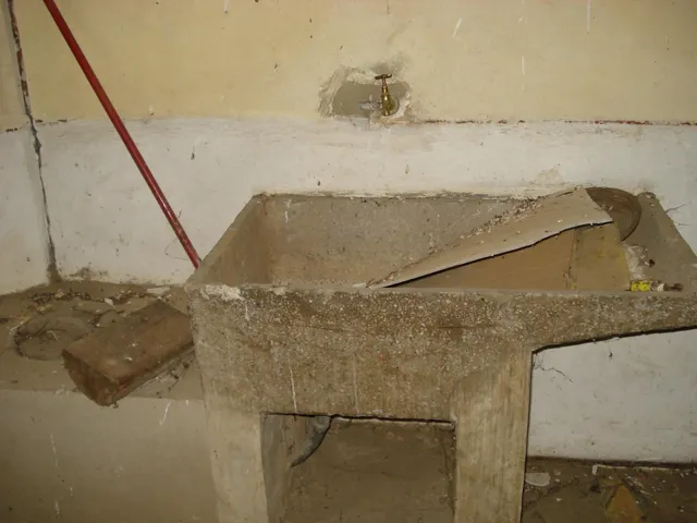 Se vende piso para reformar con Tejado Reformado — 21