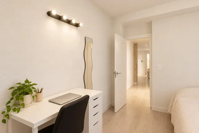Piso reformado de 113 m2 en pleno centro de Murcia con 4 dormitorios y 2 baños — 37