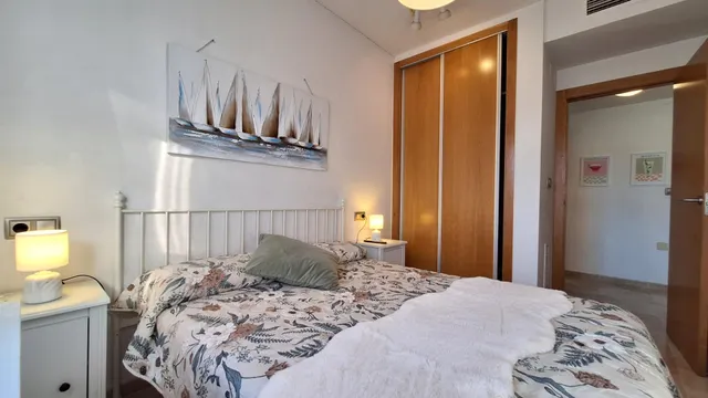 Apartamento de 1 dormitorio en la Calle Senda de Granada — 16