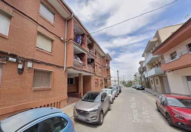 SE VENDE piso OKUPA en C CALLE CASTELLERS de Cubelles, Barce - foto 2