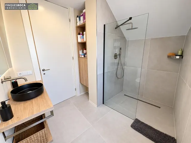 Exclusivo chalet de diseño con piscina privada a 200 metros del mar en les cases d’alcanar — 27