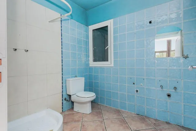 Casa independiente para reformar con vistas a la montaña en Olivella — 7
