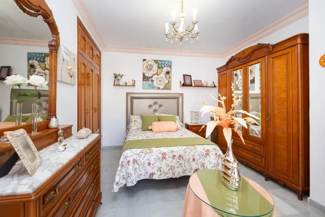 Casa de 6 dormitorios con piscina privada, terrazas y espectaculares vistas en Órgiva – Granada — 31