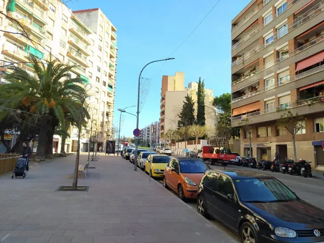 PISO DE ALQUILER ZONA PERAMÁS - foto 2